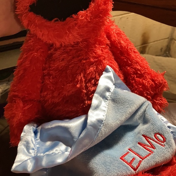 Selling my whole collection antiques Elmo stuffed - Picture 4 of 9